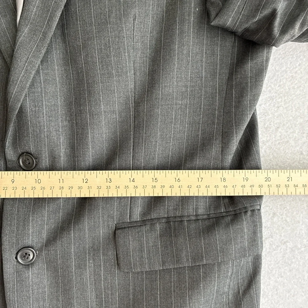 Lauren Ralph Lauren Men's Gray Pinstripe Wool Blazer 41R Sport Coat Suit Jacket